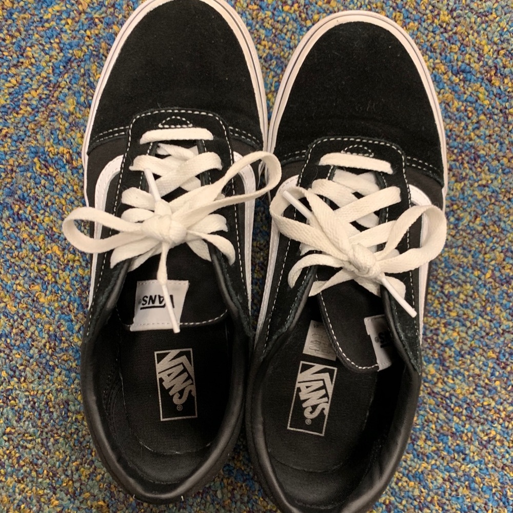 Youth Old Skool boys size 6